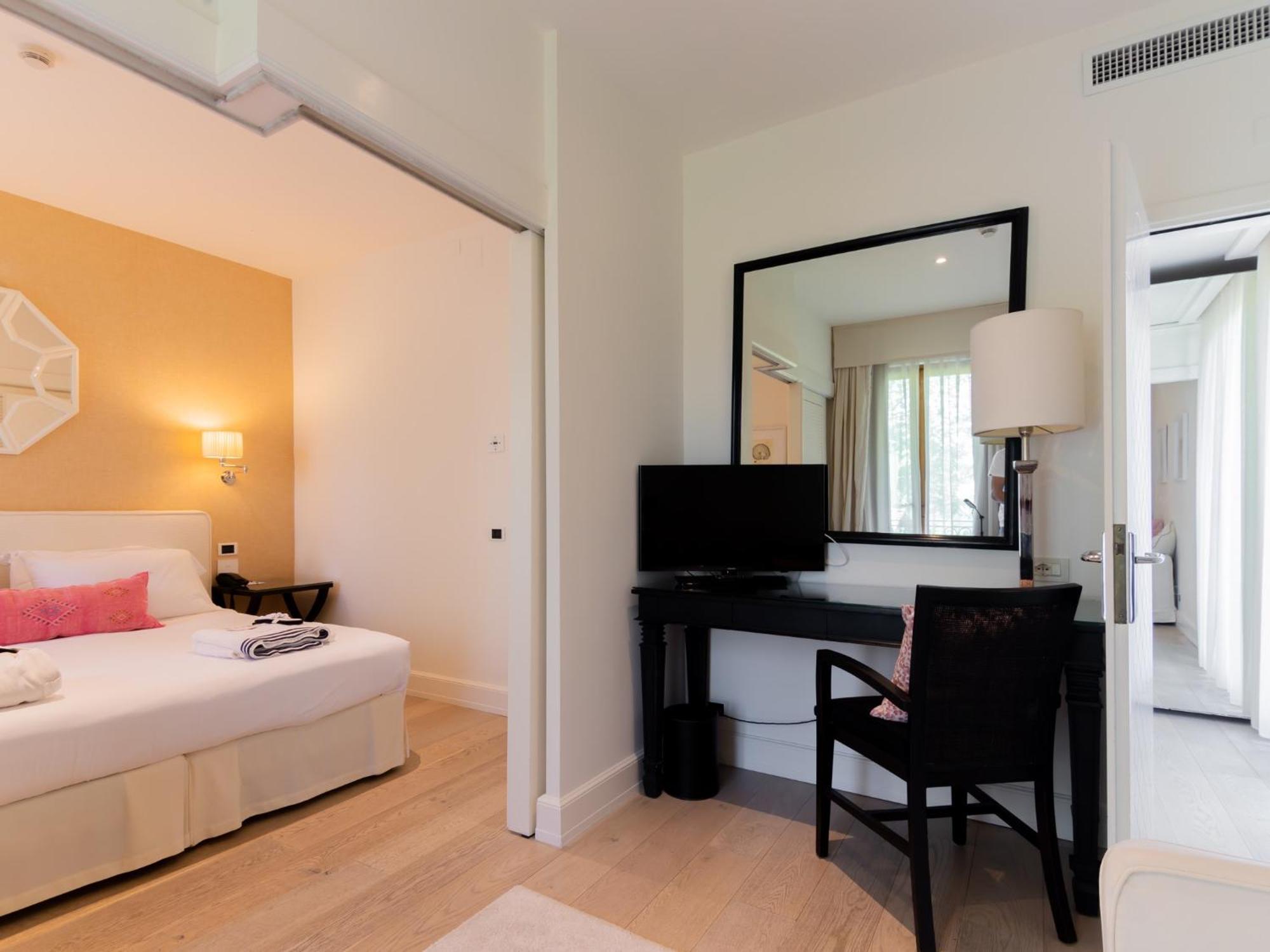 California Park Hotel 4*